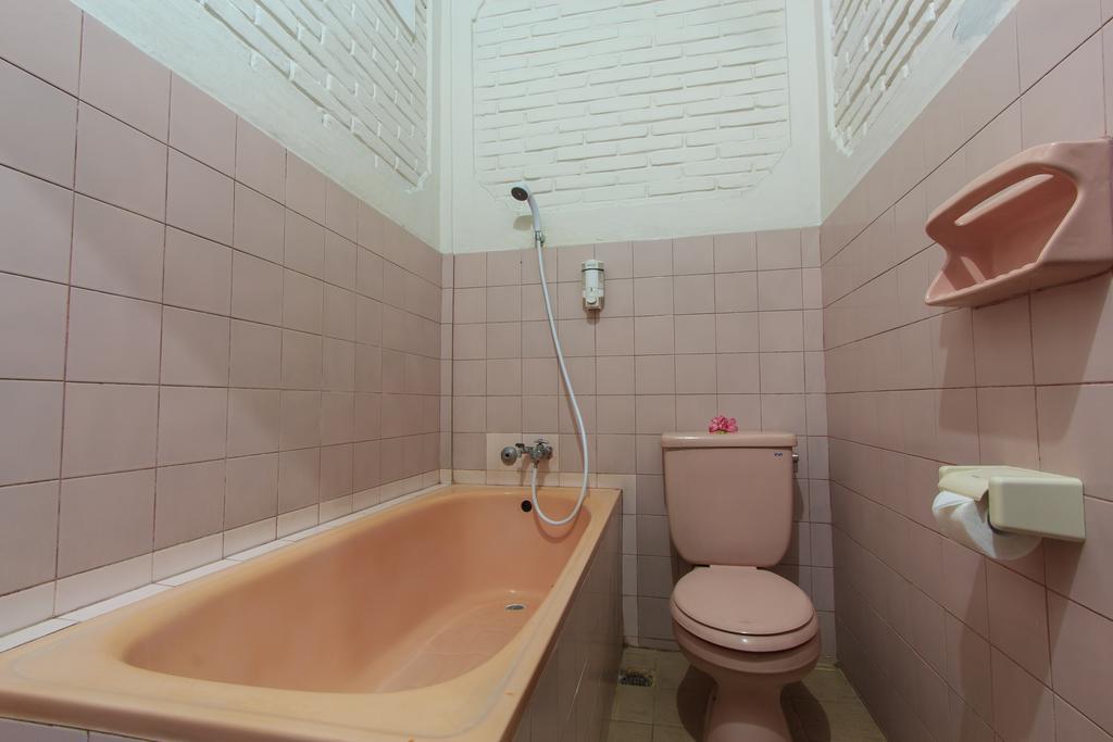 Rabasta Kuta Beach Inn エクステリア 写真