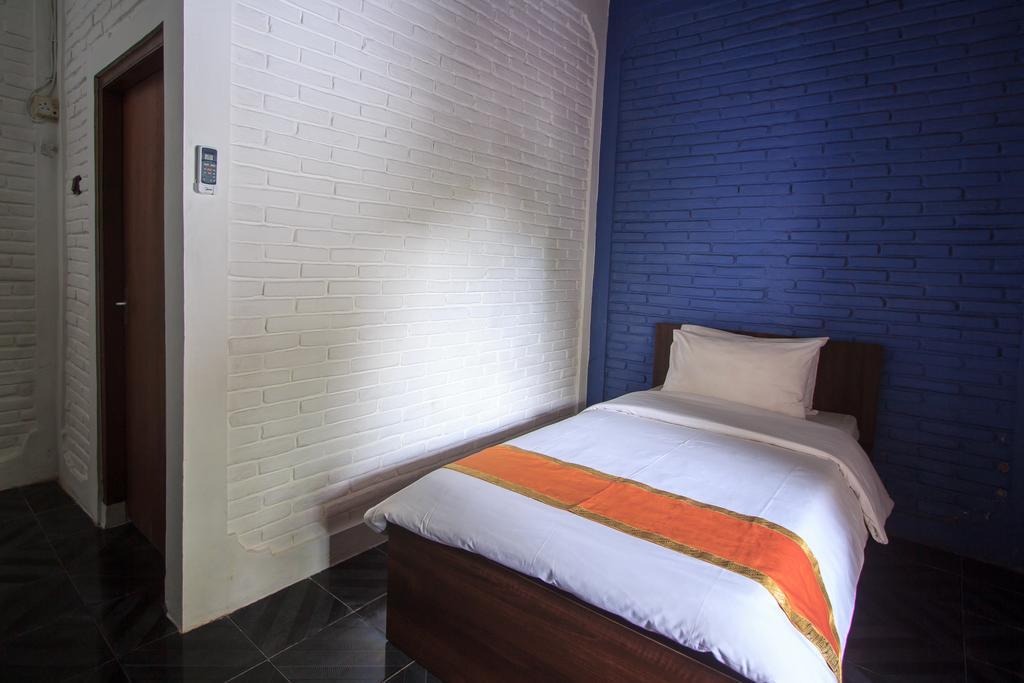 Rabasta Kuta Beach Inn エクステリア 写真